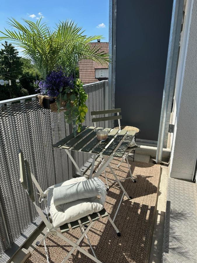 Stilvolles Und Modernes Appartement Mit Sonnigem Balkon In Flughafen- Und Messenaehe 31 Leinfelden-Echterdingen Eksteriør bilde
